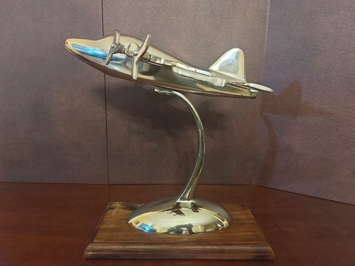 Vintage Chrome Model of a Jet Plane on a Polished Wooden Base - Afbeelding 6 van 24