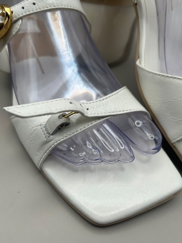 Dolce Vita Womens 2 Buckle Leather Strappy Sandals White Size 9 Missing buckle - Picture 5 of 7