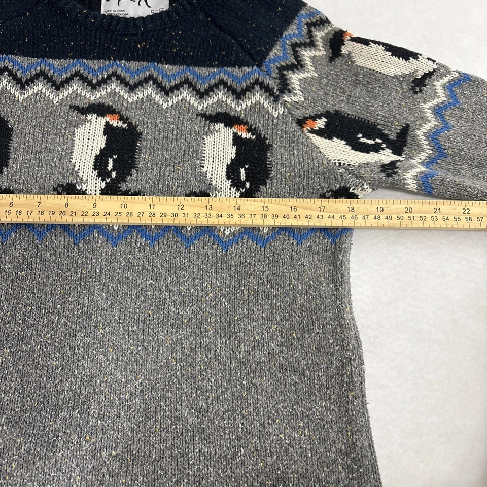 Urban Outfitters Character Hero Penguin Knit Gray Cotton Blend Sweater Sz S - Image 3 of 4