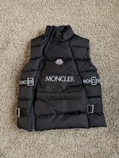 Moncler Kids Black Puffer Vest Size 4 Full Zip Asymmetrical Toddler