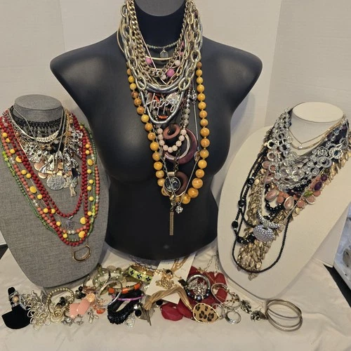 5 Lbs Mixed Jewelry Lot Wearable Vintage Modern Gold Silver Tone Costume
