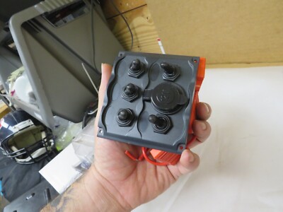 Marine Raider Power Socket Switch Panel 5- Gang 12V FSMRMC1020