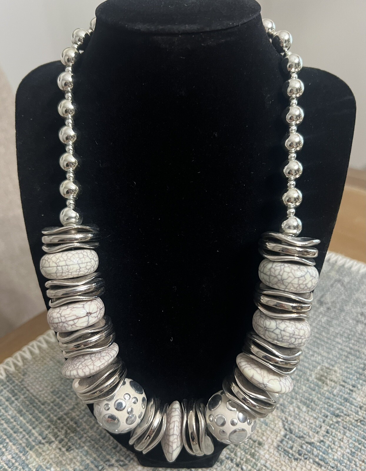 Vintage Statement Art Piece Necklace - image 3