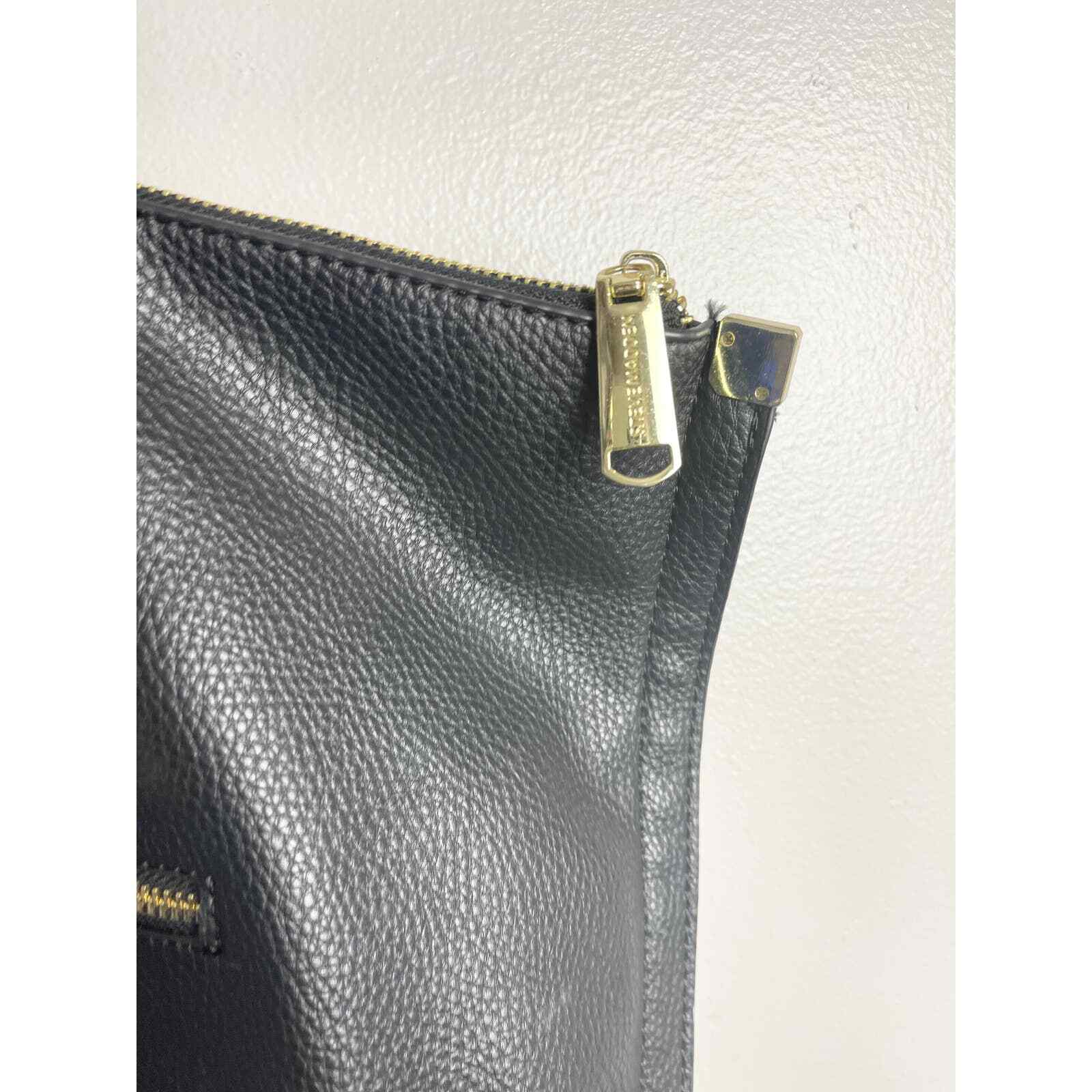 Steve Madden Black and Gold Tote Gem