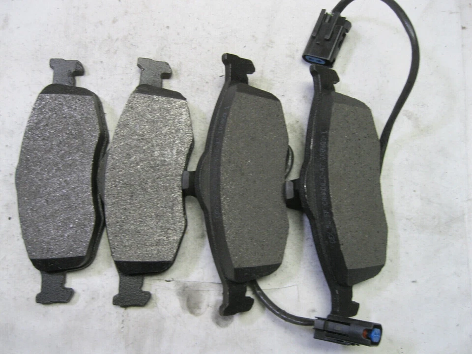 Ceramic Disc Brake Pad Set VGX CE801 Foto 2 de 4