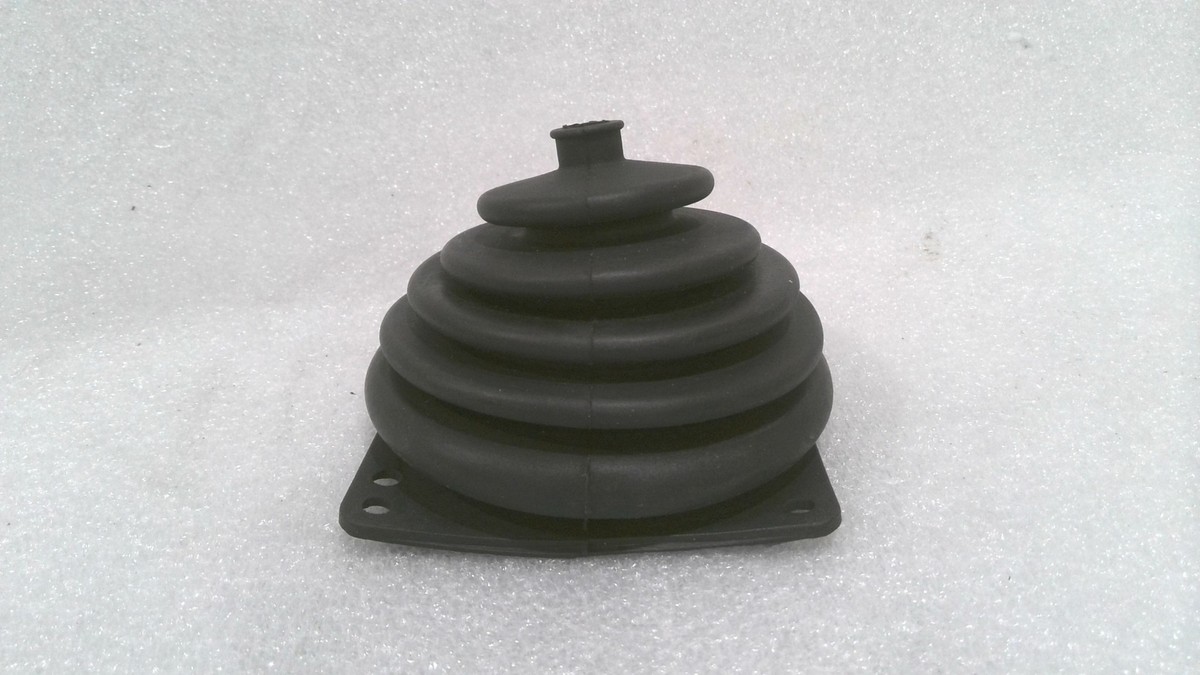 SUGA 様MK精工　MK19 RCRD-111 11㎏ 2019年製 TO-247-MBX8-V2 Graphite Shock Tower 4mm Ver.2 ( For Mugen