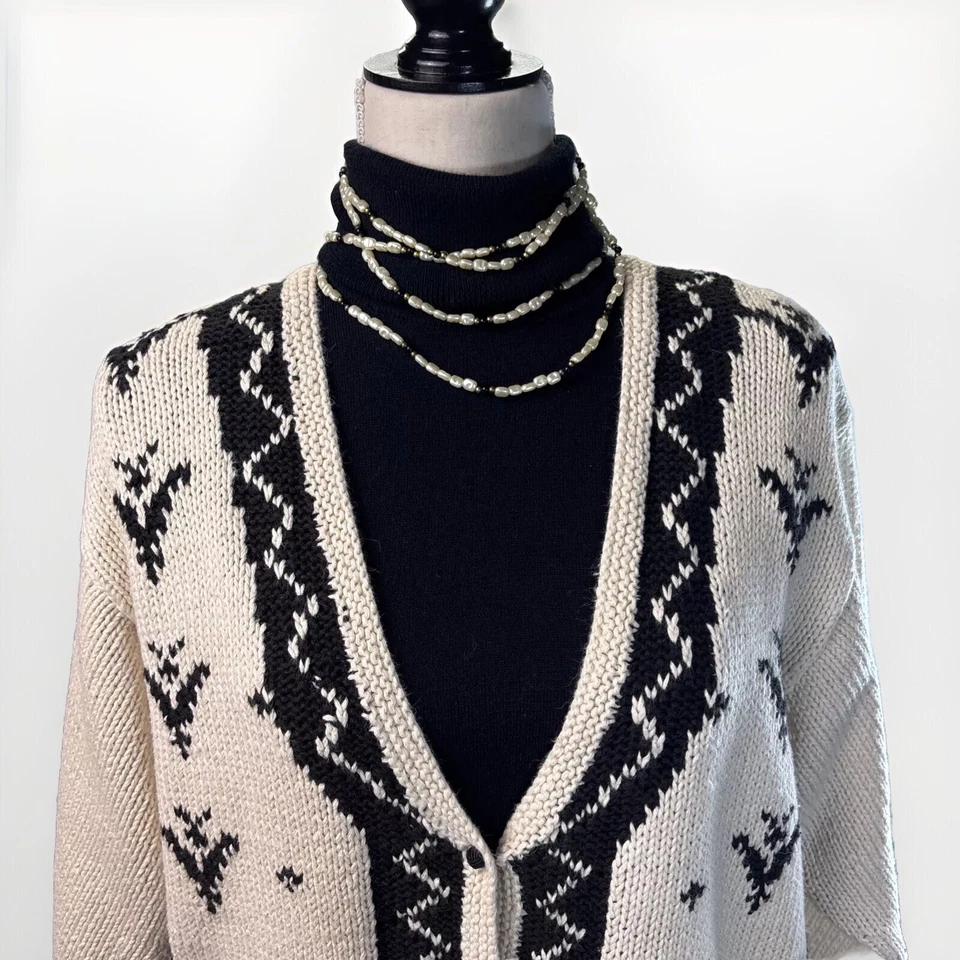 Suéter Nórdico Vintage Años 90 L Cárdigan Ramie Algodón Crema Negro Nudo Botones Foto 3 de 4