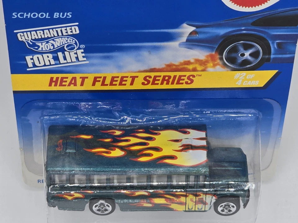 Hot Wheels - Serie Heat Fleet - ¡Trabajo de pintura al rojo vivo! #2 de 4 - Autobús Foto 3 de 4