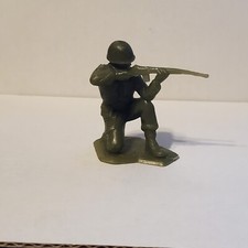 1960's Louis Marx WW2 World War 2 II Green American USA Toy Soldier 60MM Figure