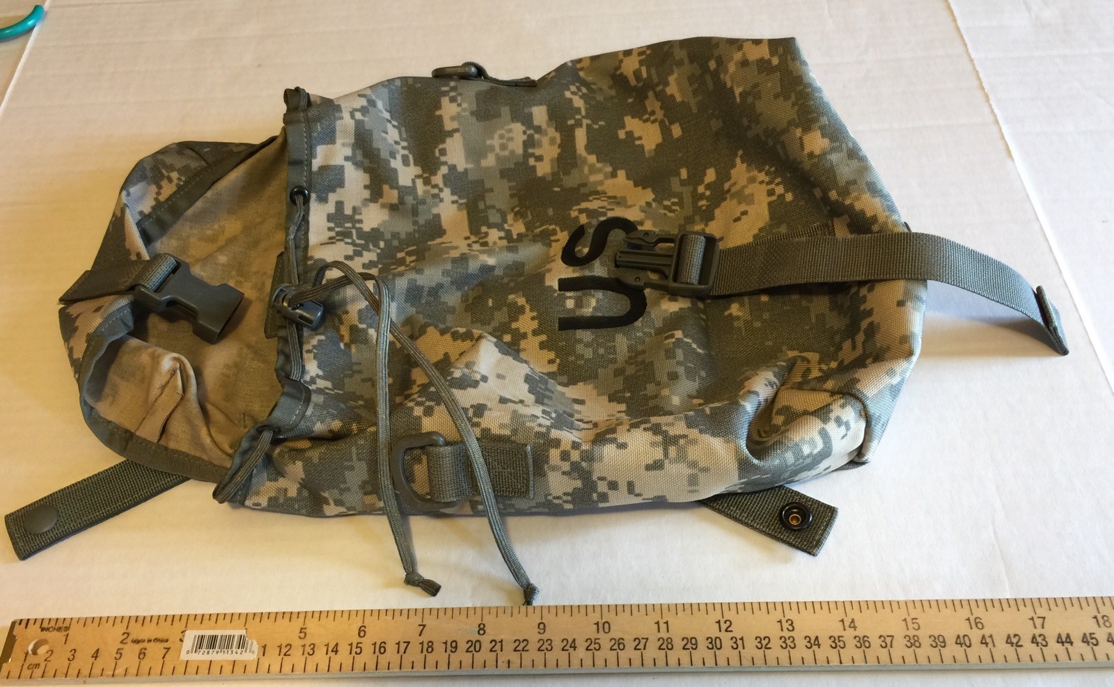 US Army Ucp Molle Acu 1 Quart Canteen Carrier Feldflasche US Army Ucp Molle Acu 1 Quart Canteen Carrier Feldflasche