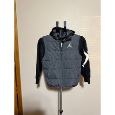 Jordan Kids Therma-FIT Hybrid Puffer Vest Hoodie Jacket Gray Black Small 8-10Y