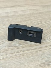 Volvo V60 2012 USB socket connector 30657961 BUI10593