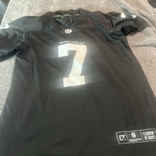 Colin Kaepernick Bests Peyton Manning as Top-Selling NFL Jersey 30