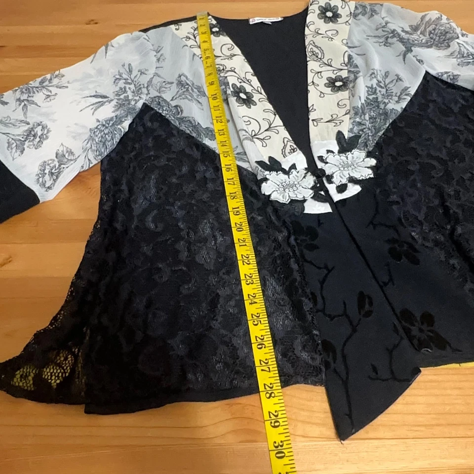 Spencer Alexis Kimono 2X Boho Fairy Patchwork Lace Floral Black Ivory Jacket - Image 3 of 4