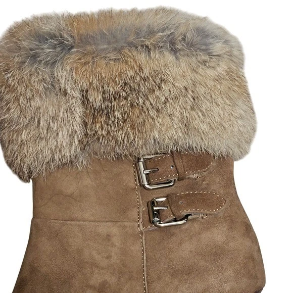 Botines Ann Klein para mujer color gamuza tostado ribete de piel punta tacón de aguja 6 Foto 2 de 4