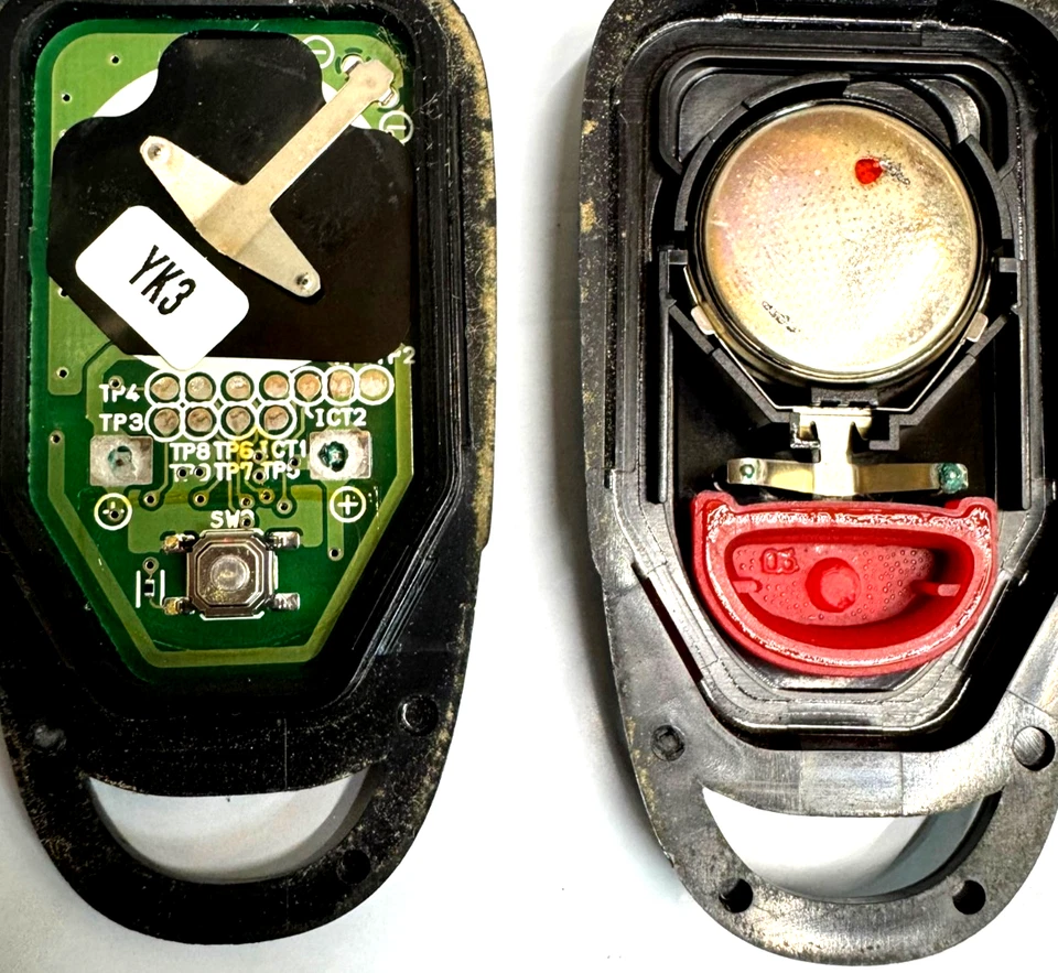 OEM 2009-2013 OEM KIA SORENTO keyless car entry remote key fob PINHA-T036 3 bttn - Image 3 of 4