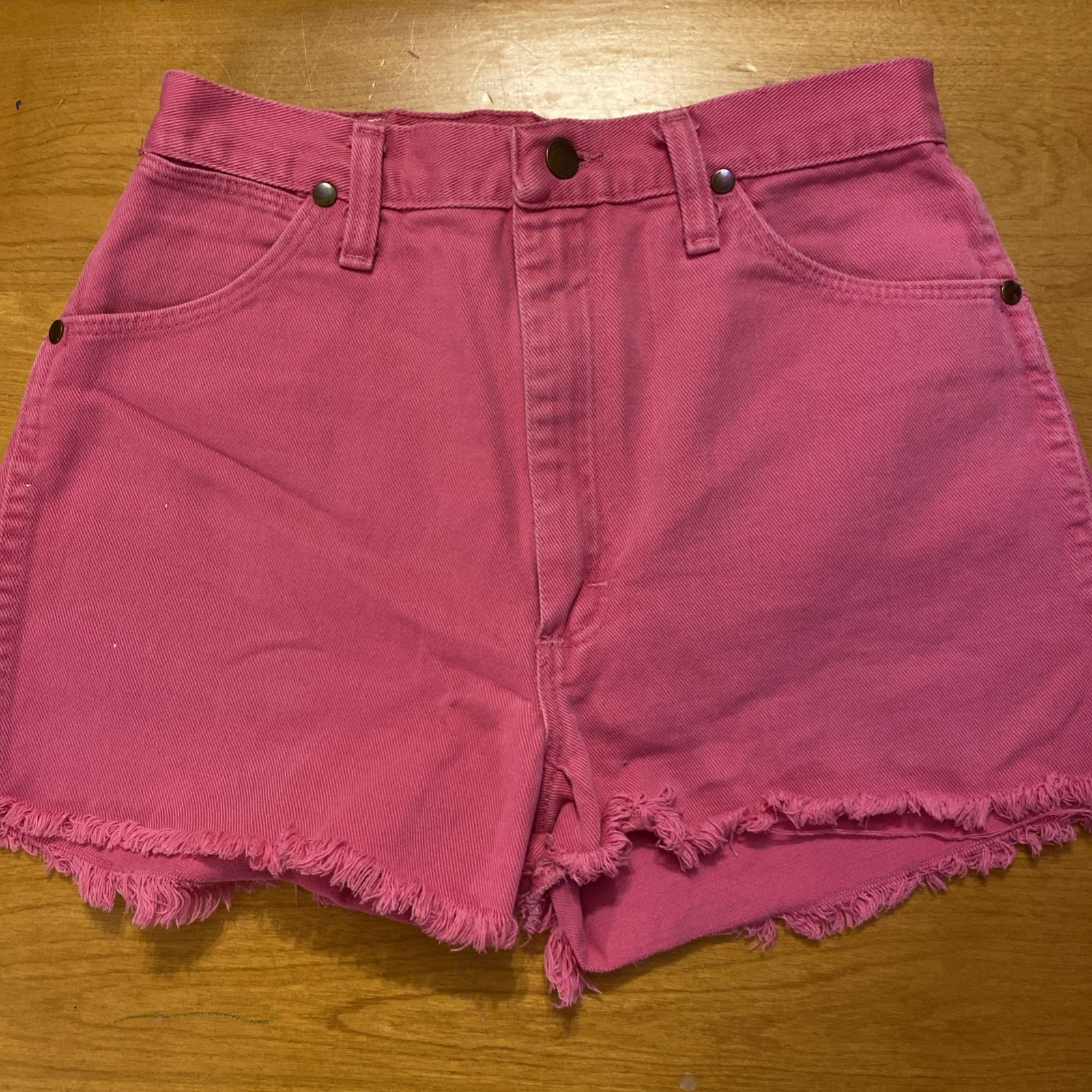 Wrangler Women's Size 11 34 High Rise Vintage Cutoff Jean Shorts Pink Denim
