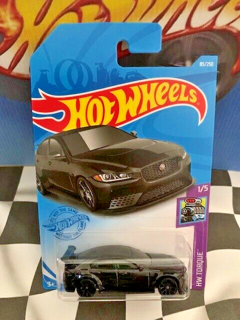 Hot Wheels 2021 HW Torque 1/5 085 Jaguar XE SV Project 8 BLACK TRAP5