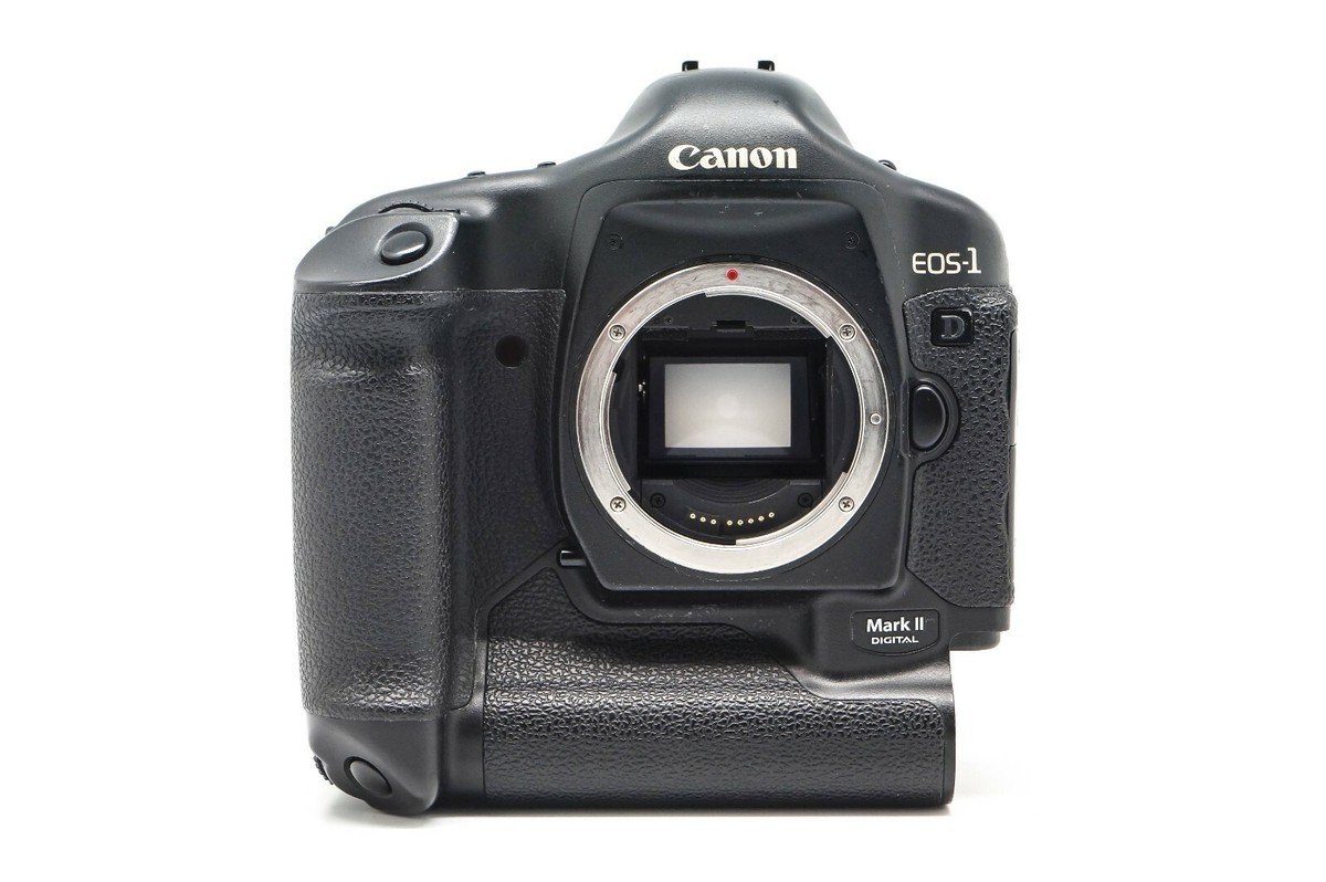 Canon EOS 1D Mark II 8.2MP EF Mount Digital Camera Body | eBay