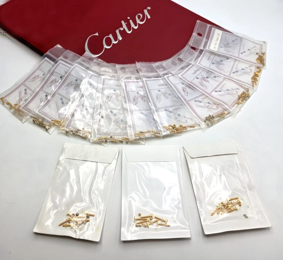 ¡NUEVO! Auténticos juegos completos de tornillos Cartier rectangulares curvos - dorados Foto 2 de 4