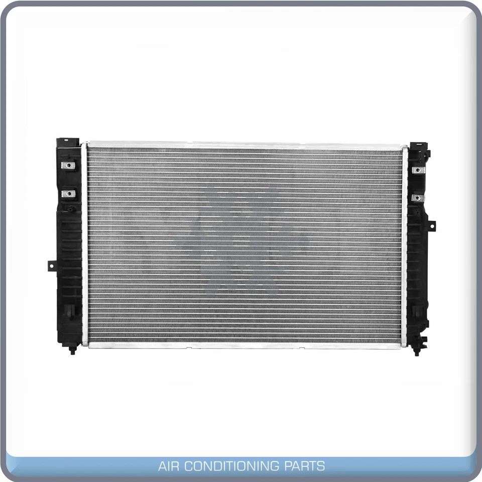 Radiador para Volkswagen Passat / Audi Allroad Quattro, RS4, S4, A4, A6 QL Foto 3 de 4