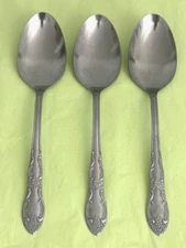 3 Oneida Thor Oakleigh Custom Stainless Serving Set 7 3/4 Inches
