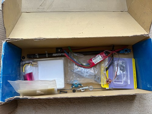 Genuine Align T-Rex 450 RC Helicopter Spares or Repair inc lots of new spares - Picture 4 of 5