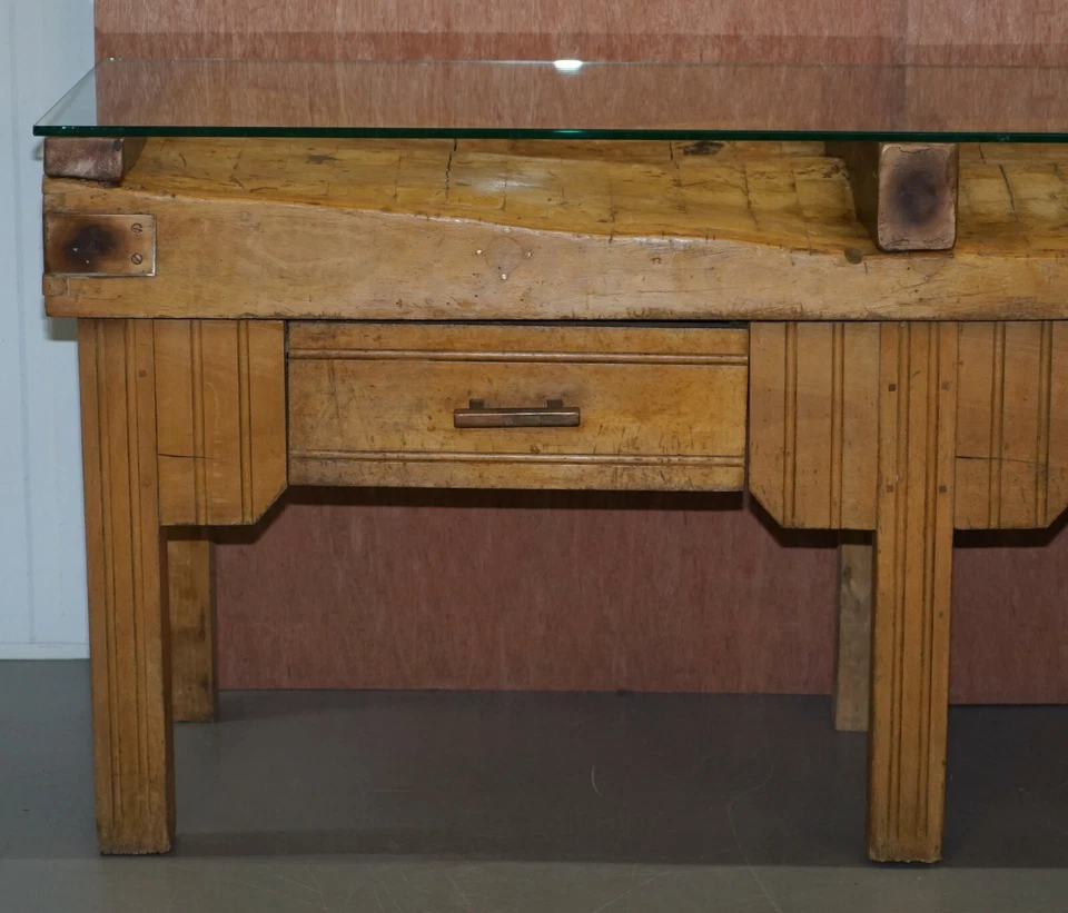 RESTAURADA CIRCA 1920 HENNES FRANCIA CARNICEROS MESA BRONCEADOS SOPORTES TAPA DE VIDRIO Foto 4 de 4