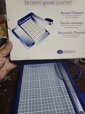 2005 The Creative Memories Collection Personal Trimmer Pre-owned in Box Blade