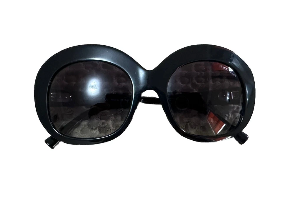 GAFAS DE SOL OVERSIZE GIORGIO ARMANI AR8085 MUJER Foto 3 de 4