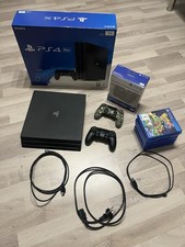 Sony PlayStation 4 PS4 Pro 1TB mit OVP und 2 Controller