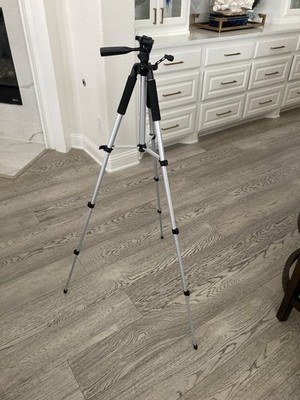 Cell phone tripod stand with mount