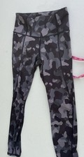 Athleta Lightning 7/8 Tight Legging Xs P Black Gray Camo