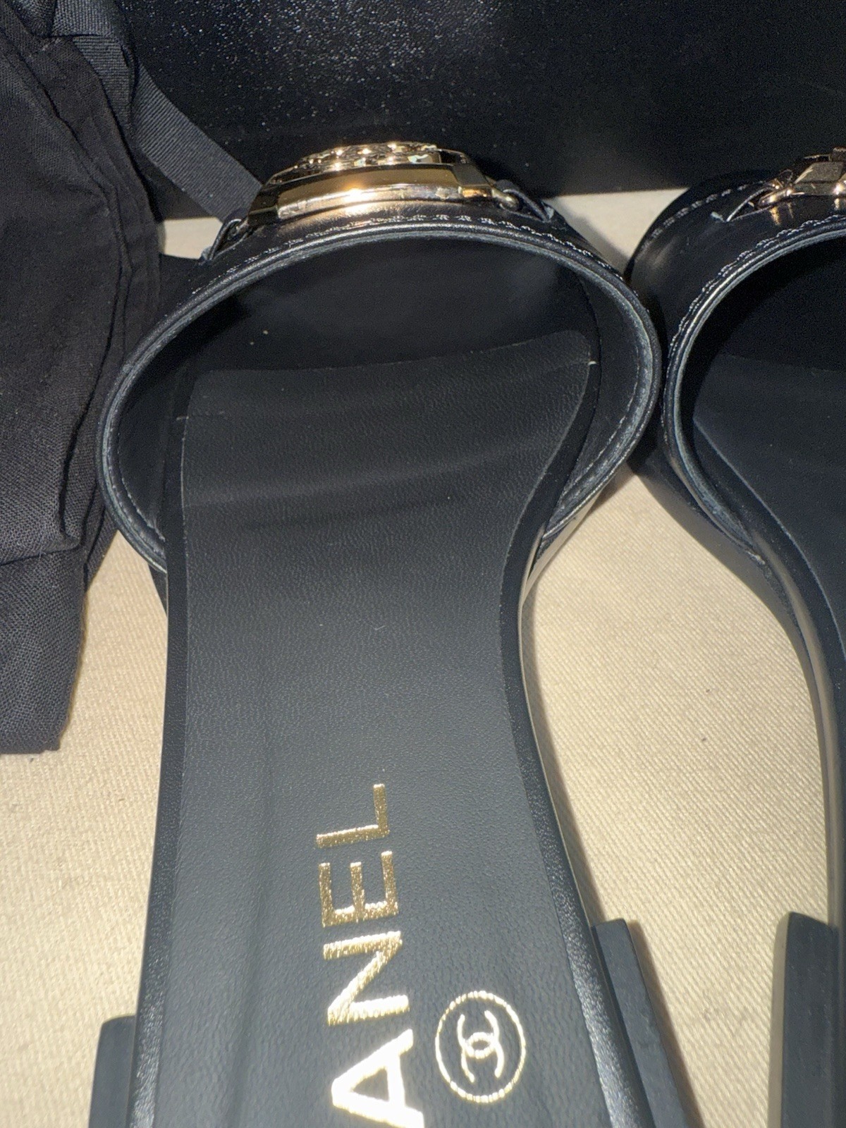 Authentic Chanel 2023 Interlocking CC Logo Slides… - image 6