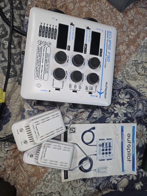 Autopilot APE4200 Eclipse F90 Master Environmental Controller W/ Co2 Sensor.