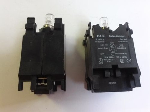 (Una coppia) Cutler-Hammer E22TL1C unità luce trasformatore - Foto 3 di 4