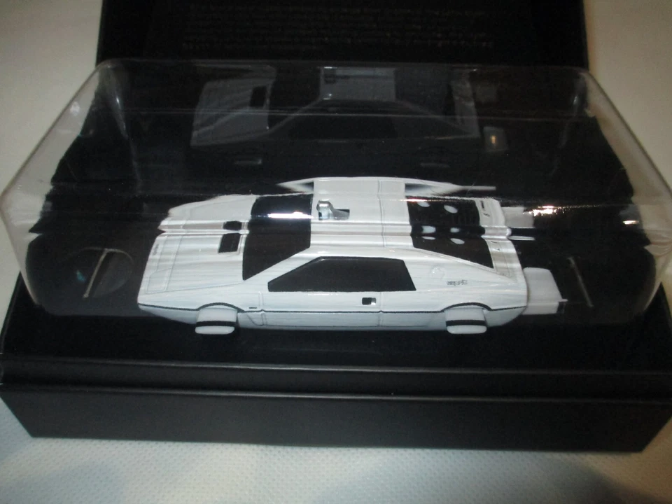 CORGI 1:36 JAMES BOND THE SPY WHO LOVED ME   LOTUS ESPRIT S1 SUBMARINE - Image 2 of 4