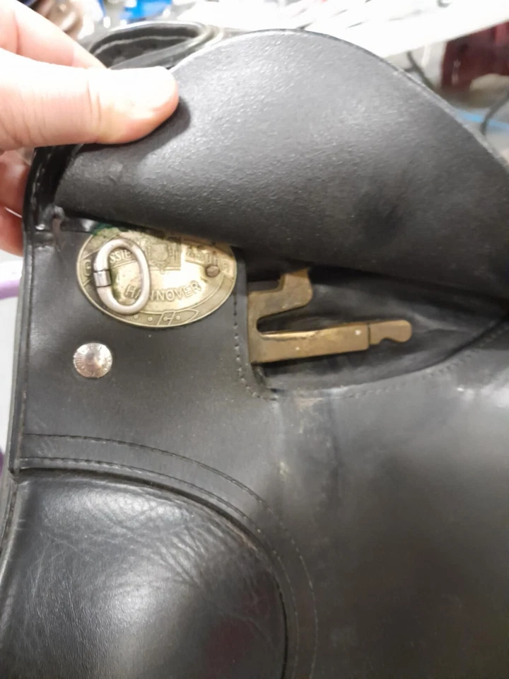 马鞍 - 17 英寸礼服鞍座 Passier Nicole's Grand Gilbert 状况良好 — 第 4/4 张图片