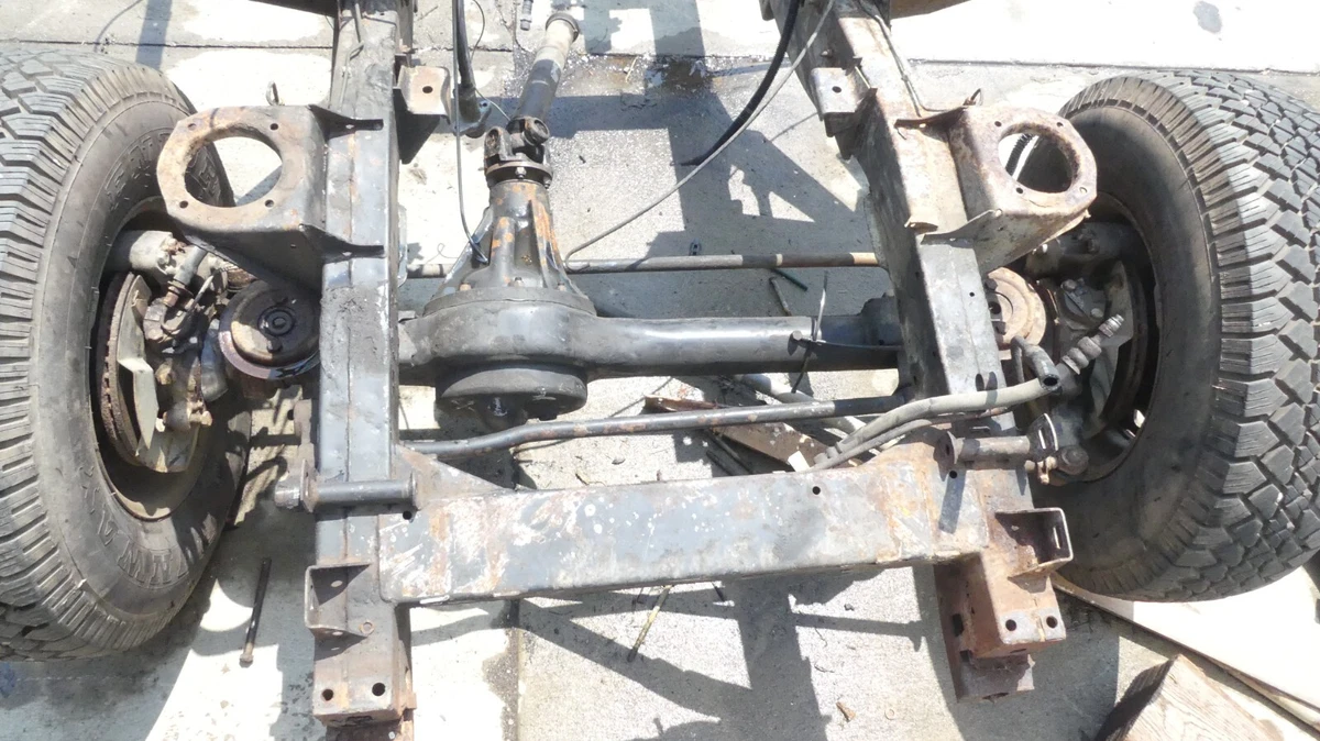 Land rover defender front cheap axle