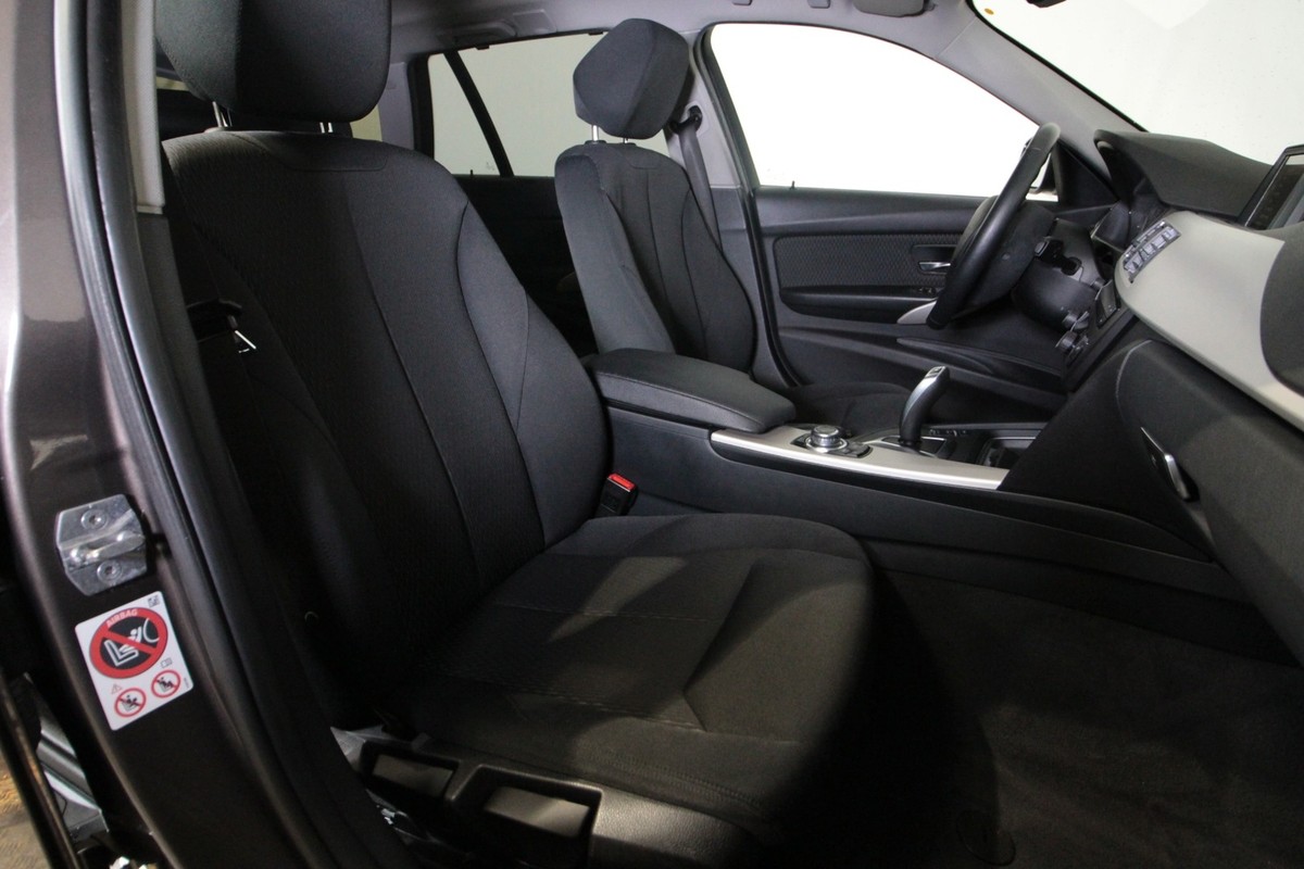 BMW 318d 2,0 Touring aut.