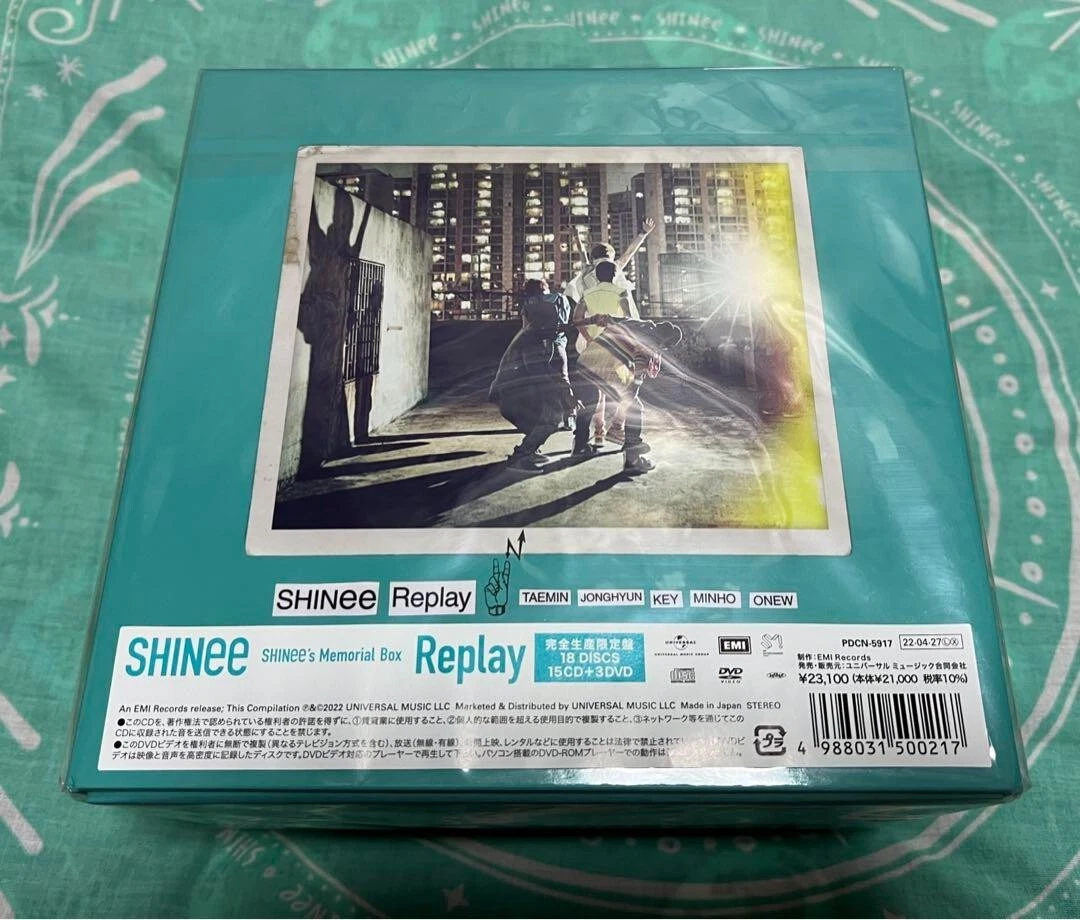 SHINee 10th Japan Debut SHINee’s Memorial Box “Replay” 15CD + 3DVD + BOX NO BAG