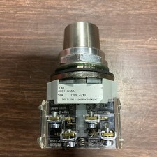 ALLEN BRADLEY 800T-H48A SER T SELECTOR SWITCH No Key F111