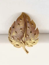 Crown Trifari Brooch Leaf Leaves 1960s Brushed & Shiny Gold Tone Marked