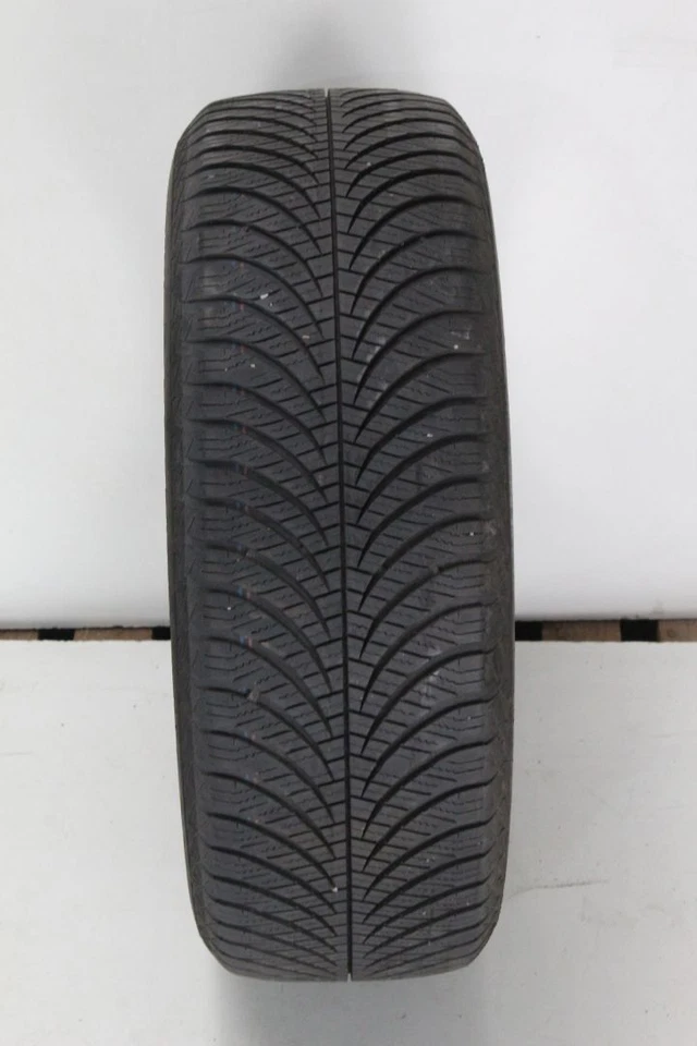 2x Goodyear Vector 4Seasons 215/60 R17 96H ca. 5,5 - 6 mm 13/19 Allwetterreifen - Bild 3 von 4