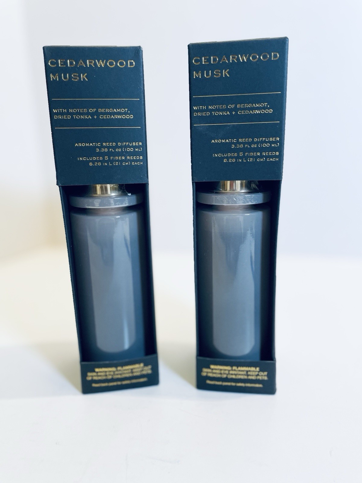 Cedarwood Musk Reed Diffuser with Bergamot and Dried Tonya – 8 oz-image