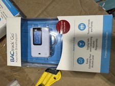 BACtrack - Go Keychain Breathalyzer - White BT-KC20