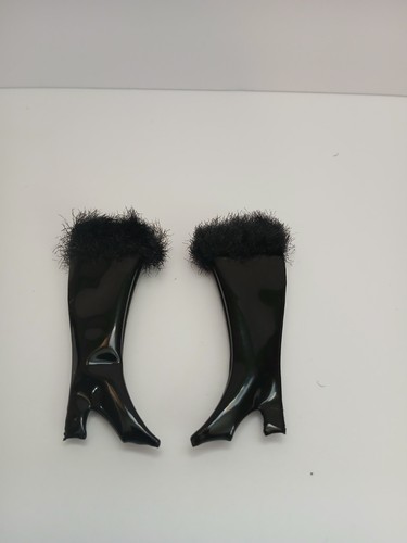 Vintage Mod Barbie Magnificent Midi #3418 Black Vinyl Boots w/fur 