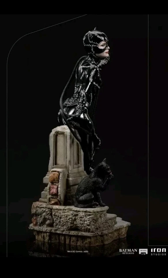 Iron Studios Catwoman Art Scale 1/10 - Batman Returns - Image 2 of 3