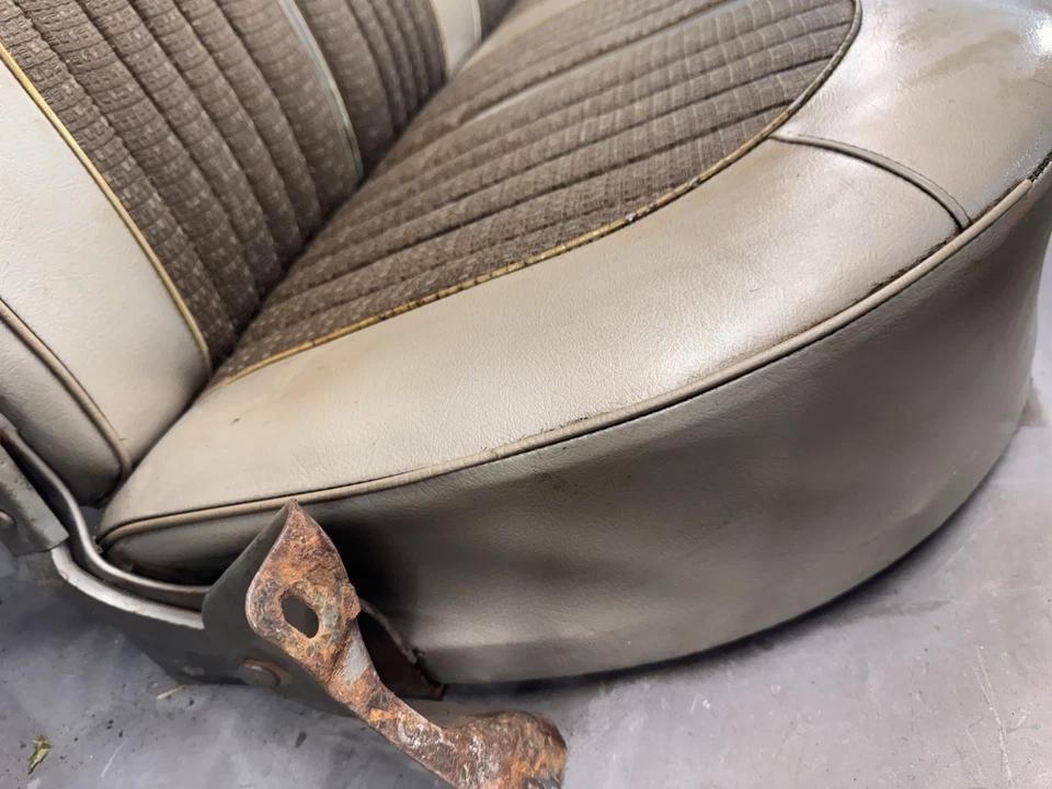 1962 1963 1964 Ford Galaxie Station Wagon Back Seat Rear Springs Frame Commuter - Image 2 of 4