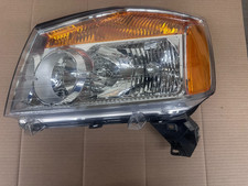 Gruppo faro lato guida OEM Nissan Titan 2008-2014 26060-9FF0A